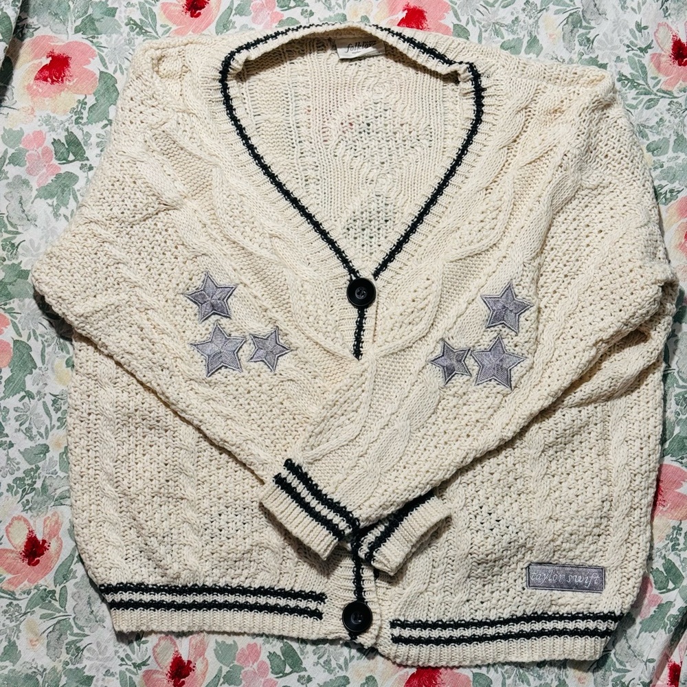 Taylor Swift Folklore The Cardigan Limited Edition Cardigan XS/S